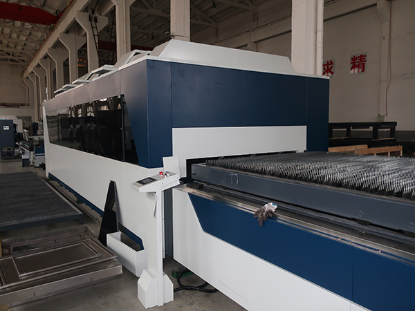 màquina de tall per làser de fibra d'alta precisió per a alumini de xapa metàl·lica